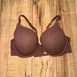 Brown Victoria’s Secret bra